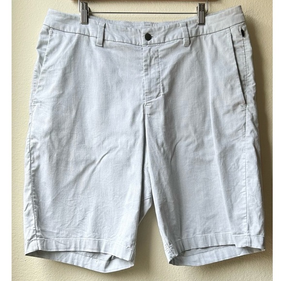 Lululemon Commission Short Qwick Oxford 11" *Relaxed White / Black Sz 36 - Picture 1 of 16